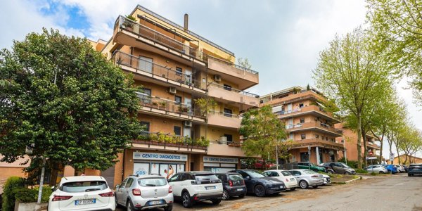 appartamento in vendita ad Albano Laziale