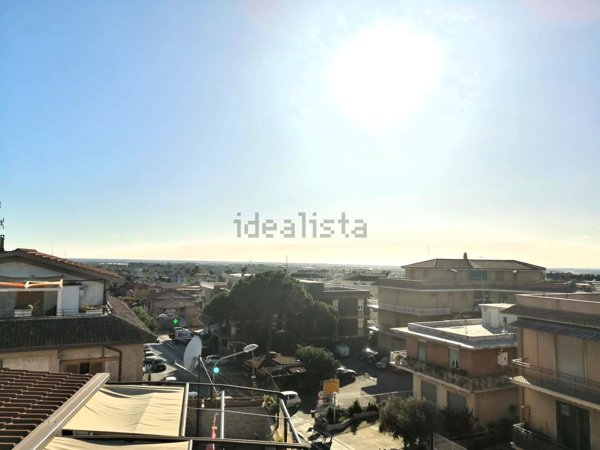 appartamento in vendita ad Albano Laziale in zona Cecchina
