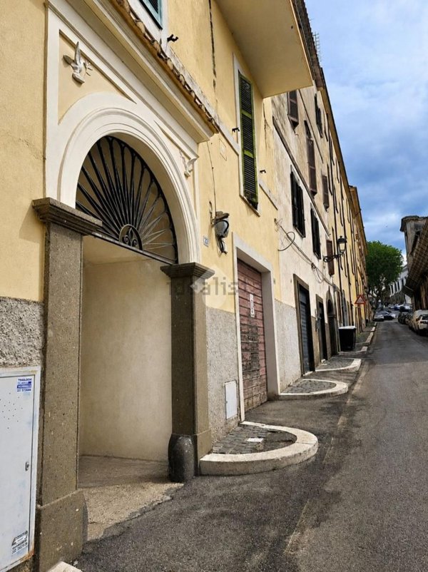 appartamento in vendita ad Albano Laziale