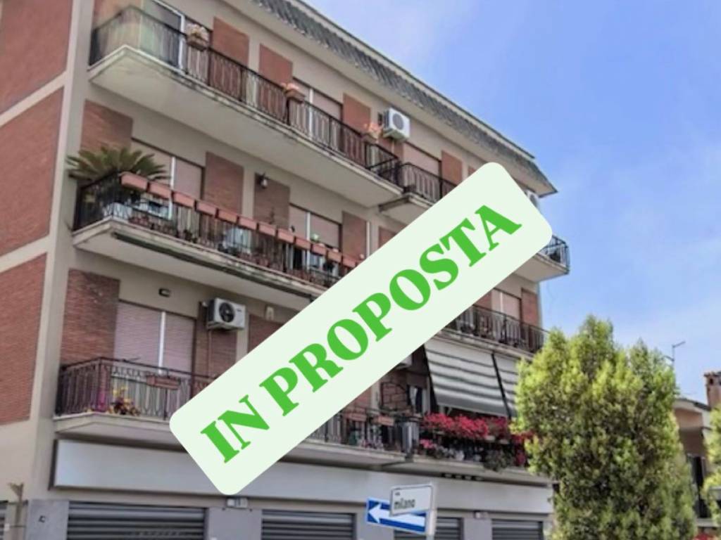 appartamento in vendita ad Albano Laziale in zona Pavona