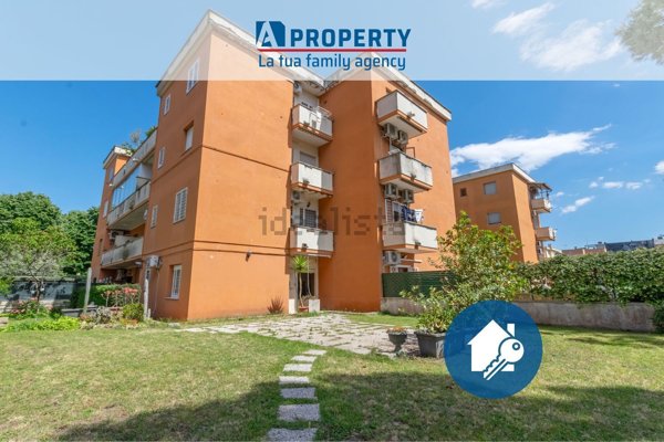 appartamento in vendita ad Albano Laziale in zona Pavona