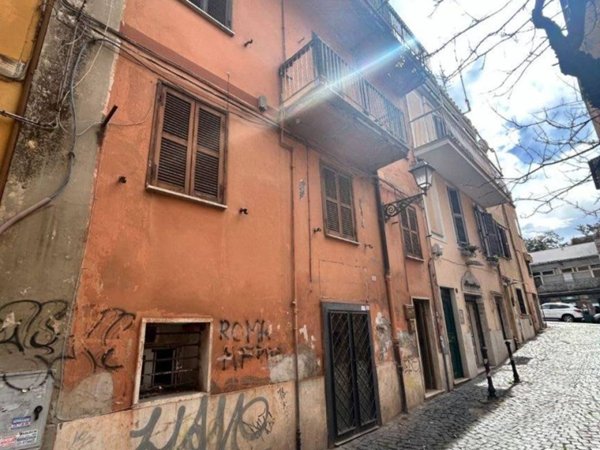 appartamento in vendita ad Albano Laziale