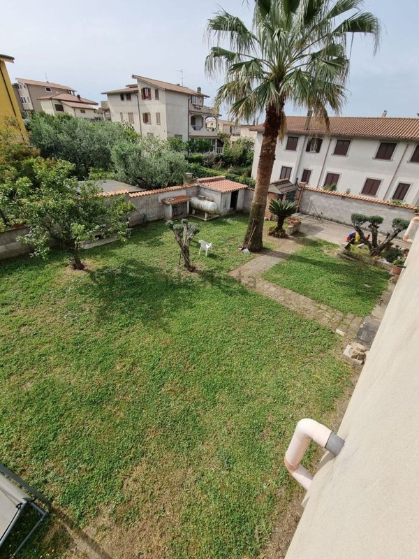 appartamento in vendita ad Albano Laziale in zona Cecchina