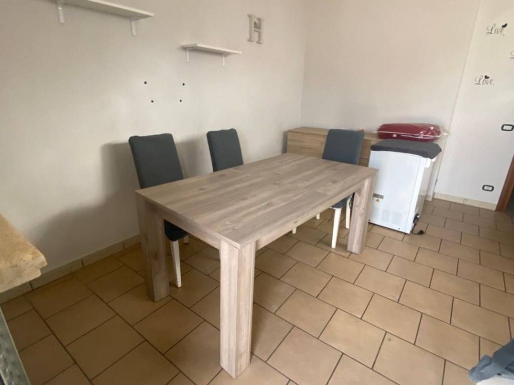 appartamento in vendita ad Albano Laziale in zona Cecchina