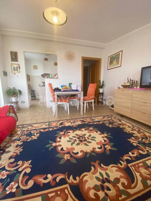 appartamento in vendita ad Albano Laziale in zona Cecchina