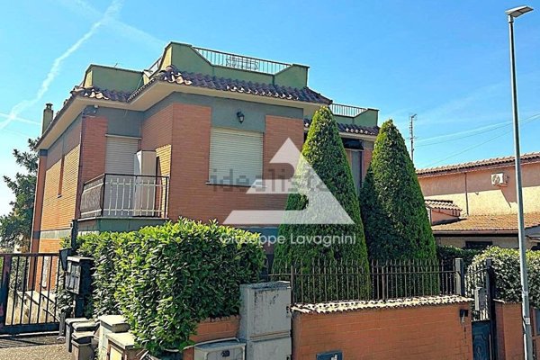 appartamento in vendita ad Albano Laziale in zona Cecchina