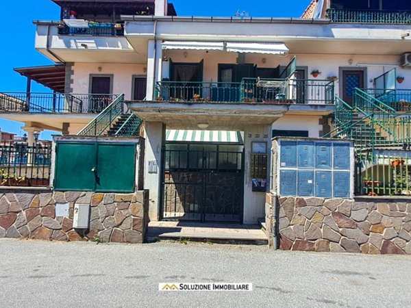 appartamento in vendita ad Albano Laziale in zona Marfoli