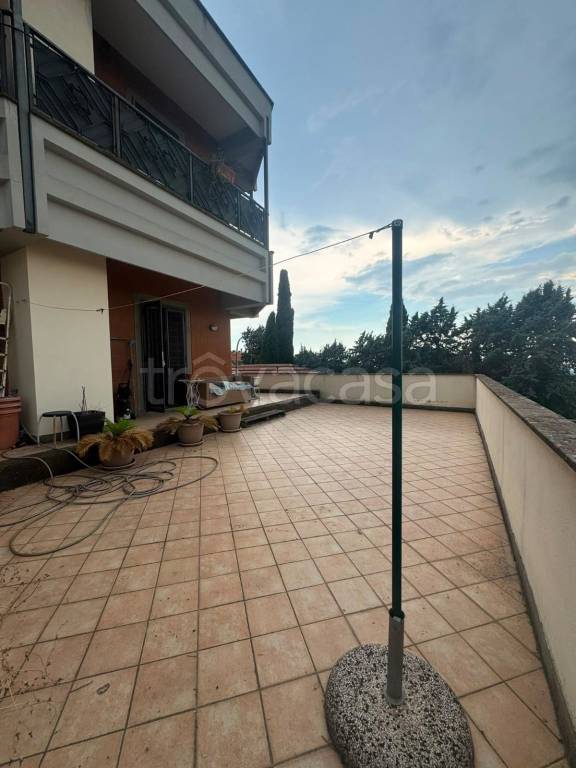 appartamento in vendita ad Albano Laziale