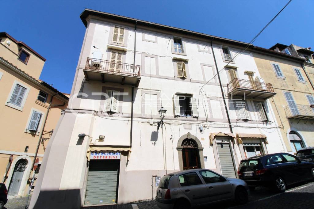 appartamento in vendita ad Albano Laziale