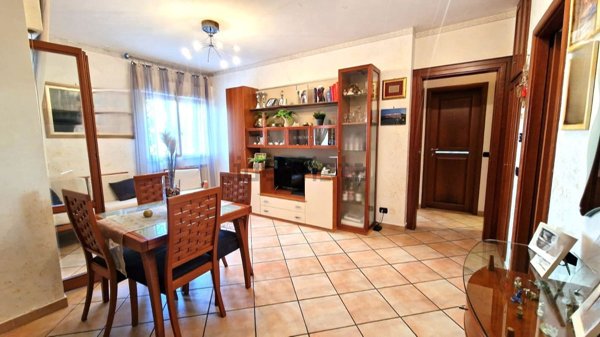appartamento in vendita ad Albano Laziale in zona Pavona