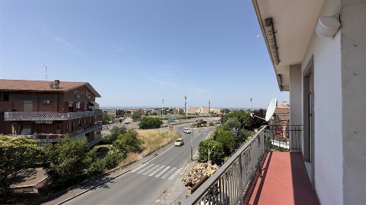 appartamento in vendita ad Albano Laziale in zona Cecchina