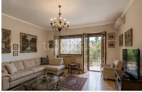 casa indipendente in vendita ad Albano Laziale