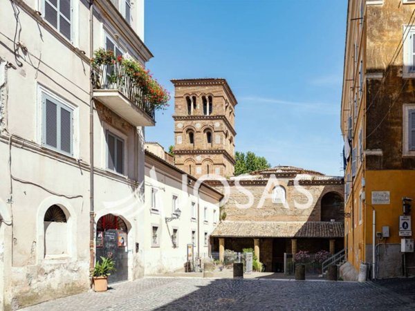 appartamento in vendita ad Albano Laziale
