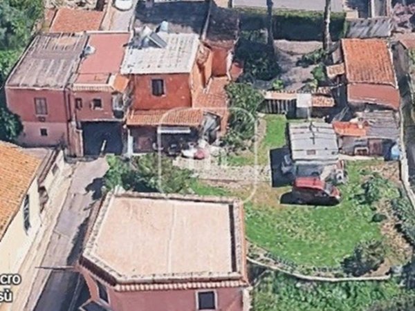 casa indipendente in vendita ad Albano Laziale