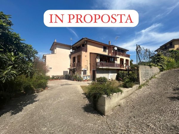 casa indipendente in vendita ad Albano Laziale