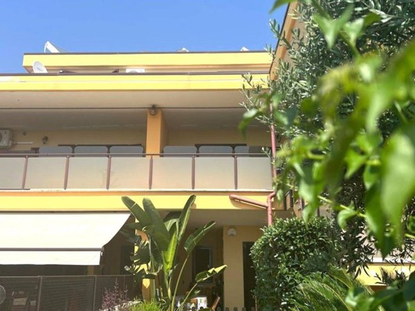 appartamento in vendita ad Albano Laziale in zona Pavona