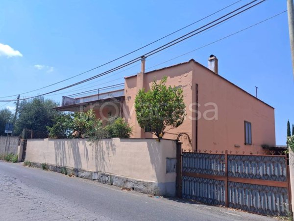casa indipendente in vendita ad Albano Laziale