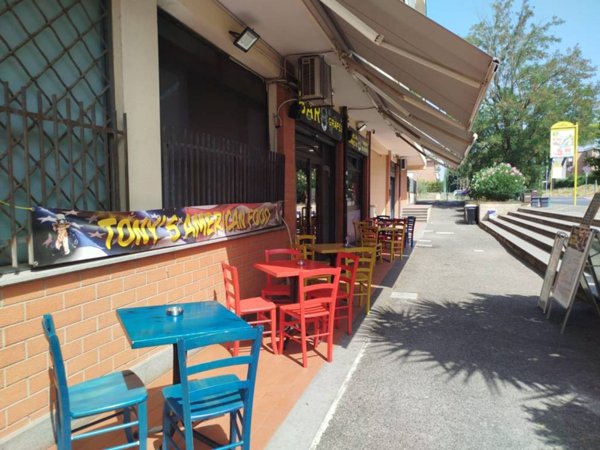 negozio in vendita ad Albano Laziale