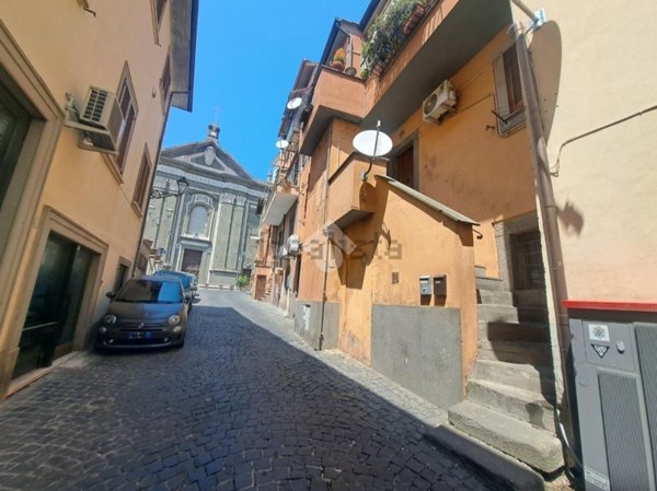 appartamento in vendita ad Albano Laziale