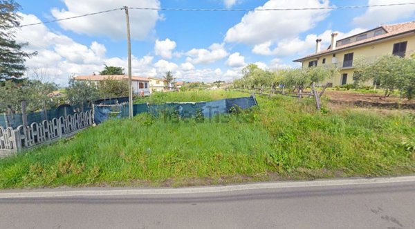 terreno agricolo in vendita ad Albano Laziale in zona Cecchina