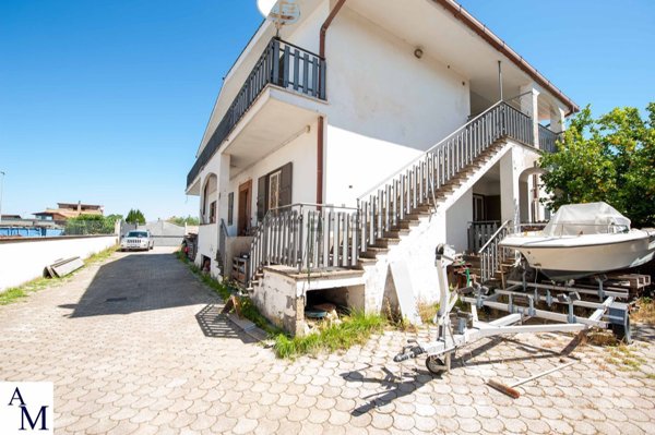 casa indipendente in vendita ad Albano Laziale in zona Marfoli