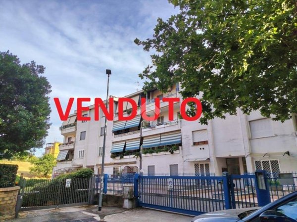 appartamento in vendita ad Albano Laziale in zona Pavona