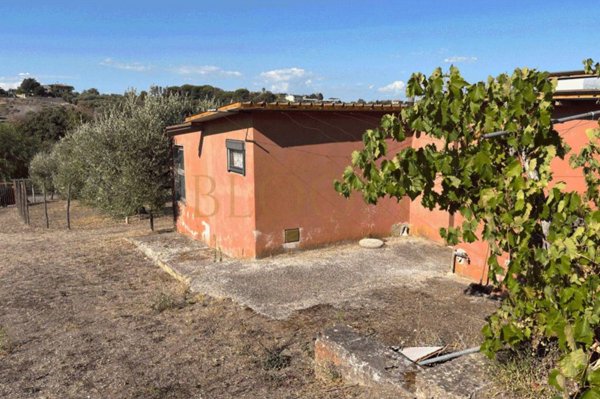 casa indipendente in vendita ad Albano Laziale in zona Marfoli