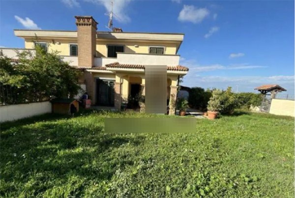 casa indipendente in vendita ad Albano Laziale