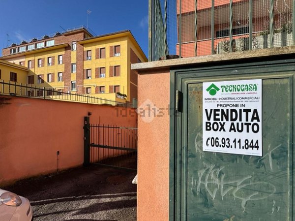box auto in vendita ad Albano Laziale