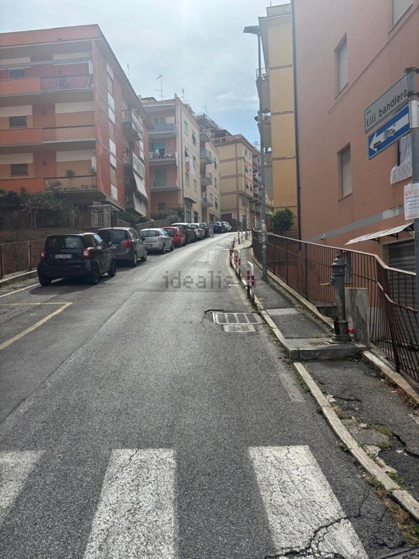 appartamento in vendita ad Albano Laziale in zona Pavona