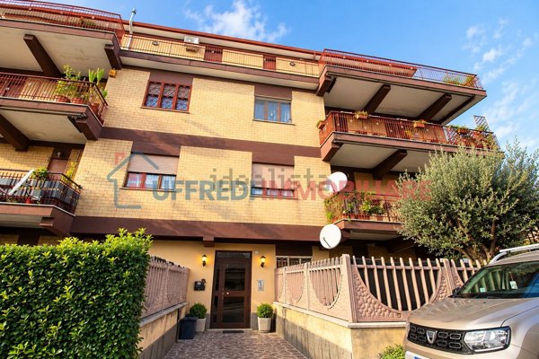 appartamento in vendita ad Albano Laziale in zona Cecchina