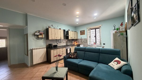 appartamento in vendita ad Albano Laziale in zona Pavona