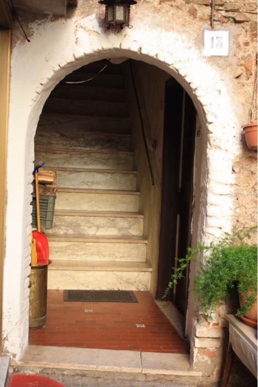 appartamento in vendita ad Allumiere