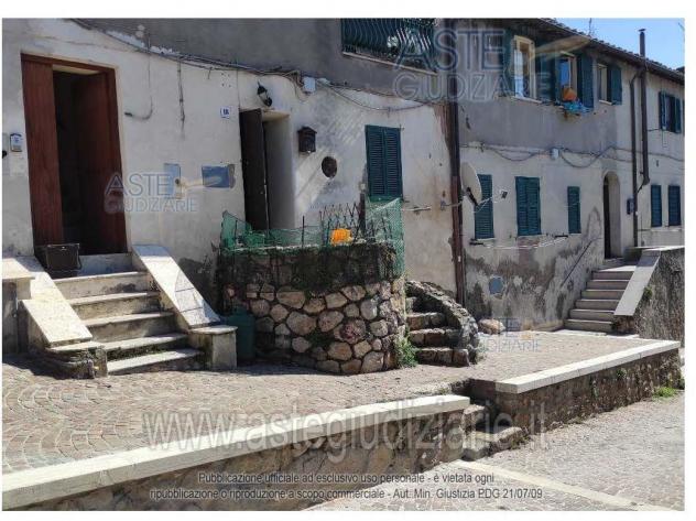 appartamento in vendita ad Allumiere