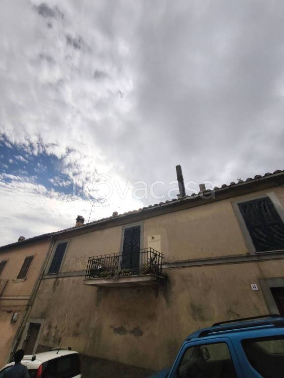 appartamento in vendita ad Allumiere