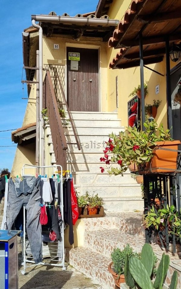 appartamento in vendita ad Allumiere