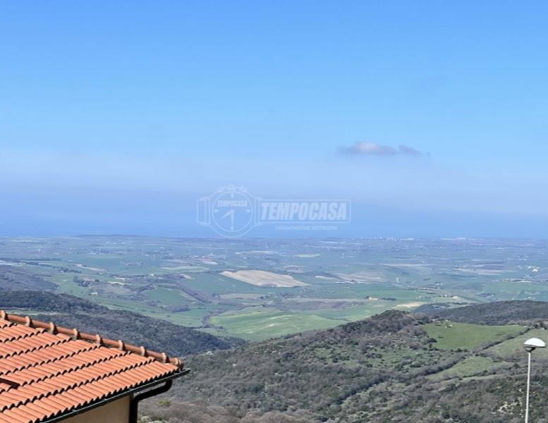 appartamento in vendita ad Allumiere