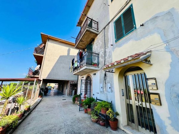 appartamento in vendita ad Allumiere