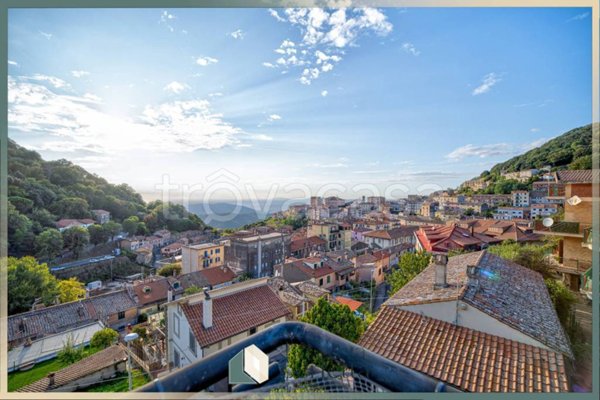 appartamento in vendita ad Allumiere