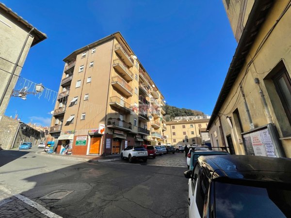 appartamento in vendita ad Allumiere