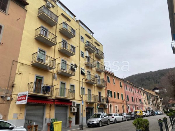 appartamento in vendita ad Allumiere in zona Sant'Antonio