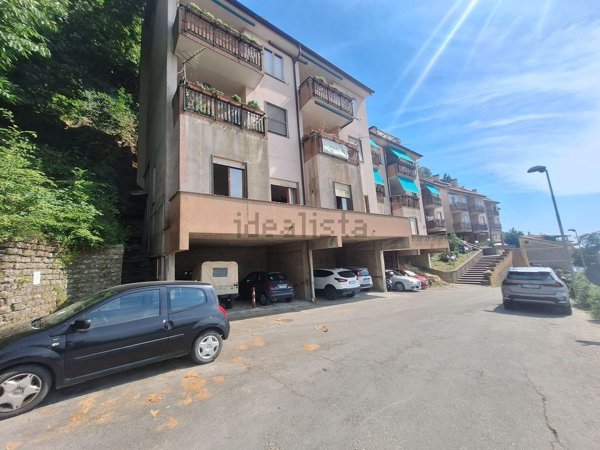 appartamento in vendita ad Allumiere in zona Sant'Antonio