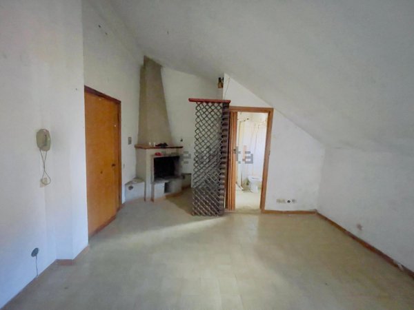 appartamento in vendita ad Allumiere in zona Sant'Antonio