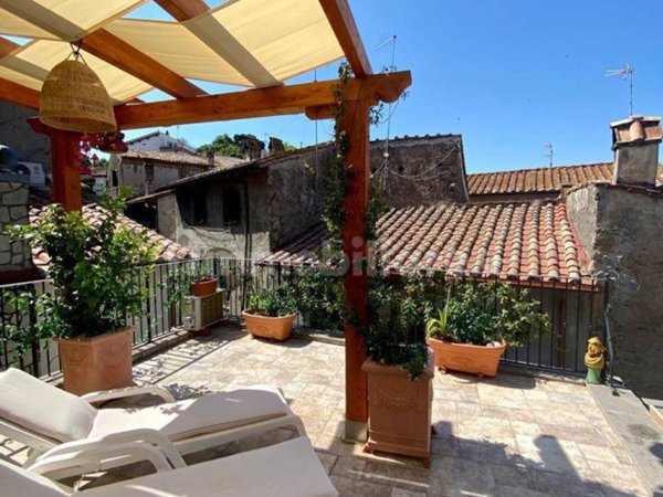 appartamento in vendita ad Anguillara Sabazia