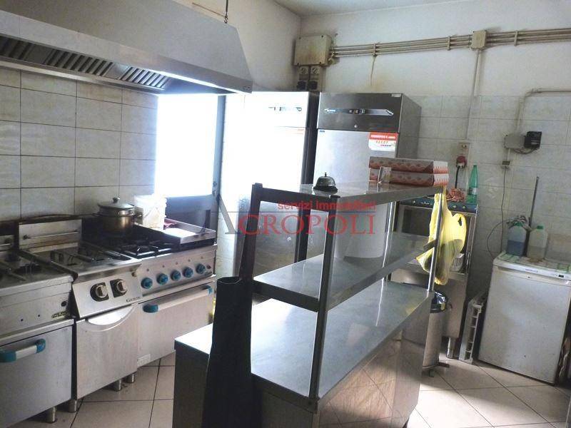 negozio in vendita ad Anguillara Sabazia