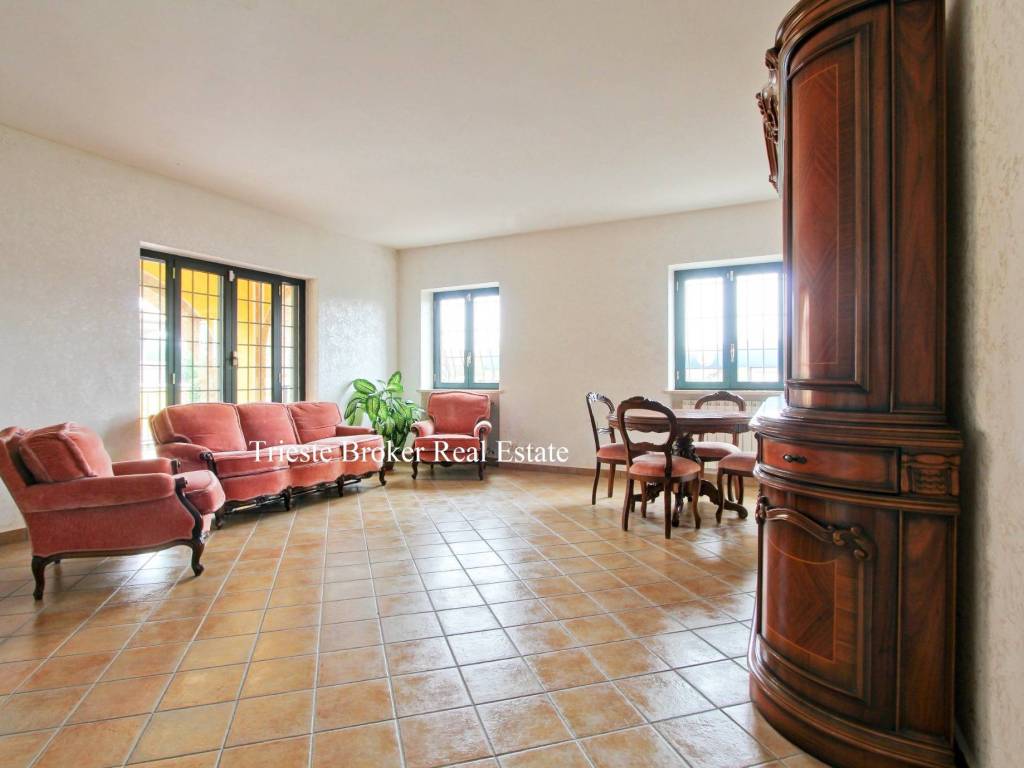 casa indipendente in vendita ad Anguillara Sabazia
