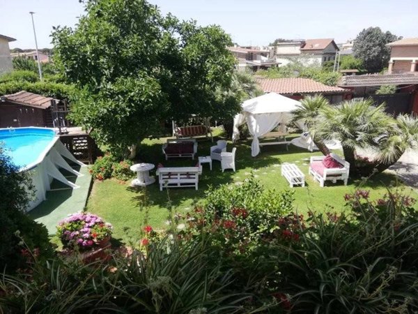 casa indipendente in vendita ad Anguillara Sabazia