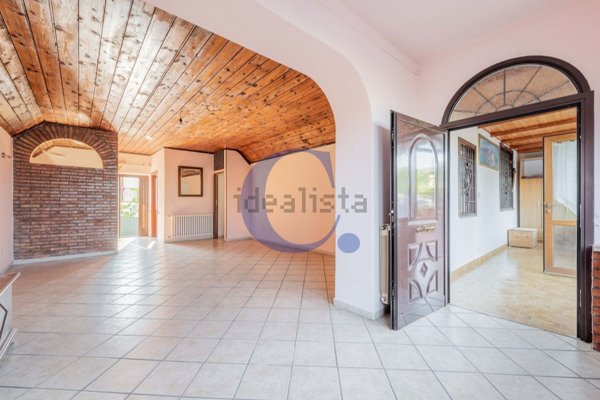 appartamento in vendita ad Anguillara Sabazia
