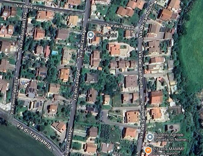 casa indipendente in vendita ad Anguillara Sabazia in zona Ponton dell'Elce