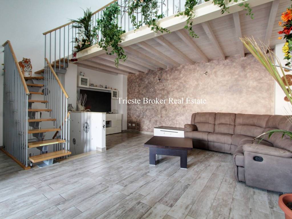 appartamento in vendita ad Anguillara Sabazia